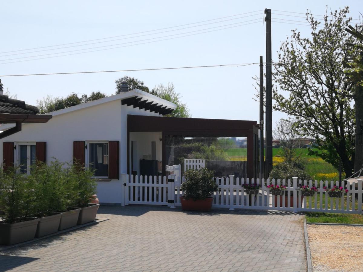 Villa Roma Holidays Jesolo Kültér fotó