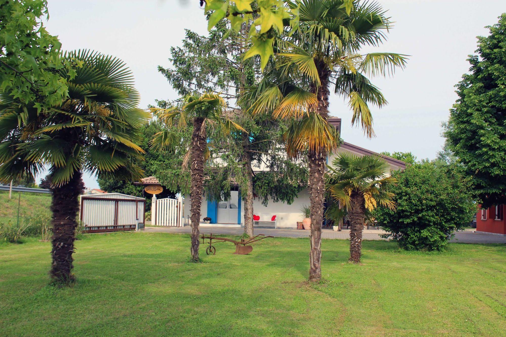 Villa Roma Holidays Jesolo Kültér fotó