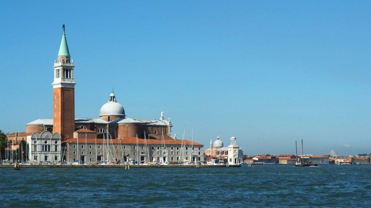 Villa Roma Holidays Jesolo Kültér fotó